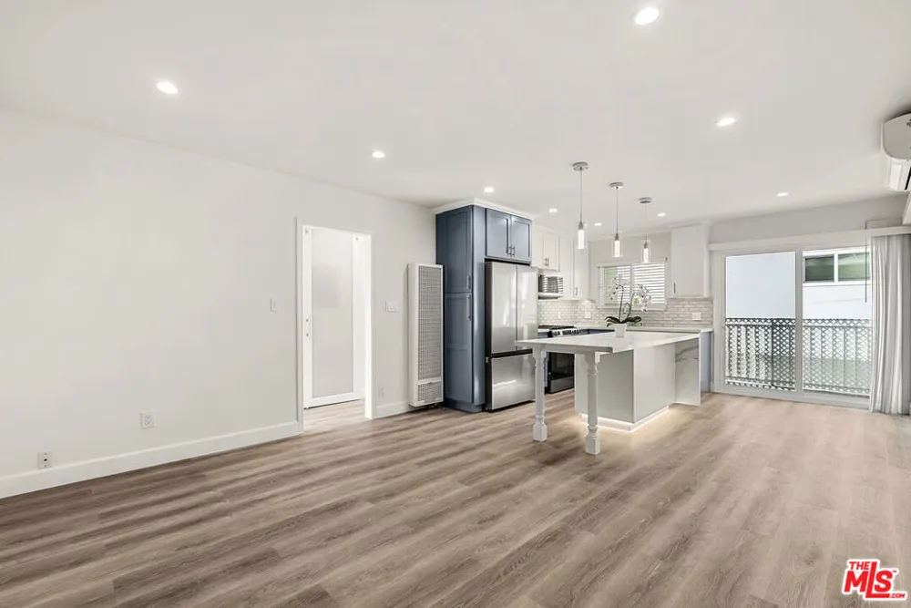 2435 3rd Street #1 Santa Monica, CA 90405