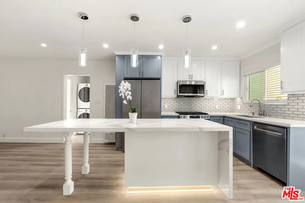 2435 3rd Street #1 Santa Monica, CA 90405