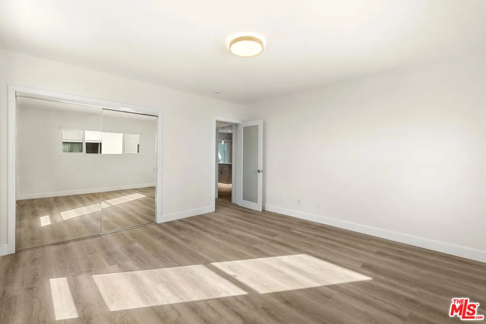 2435 3rd Street #1 Santa Monica, CA 90405