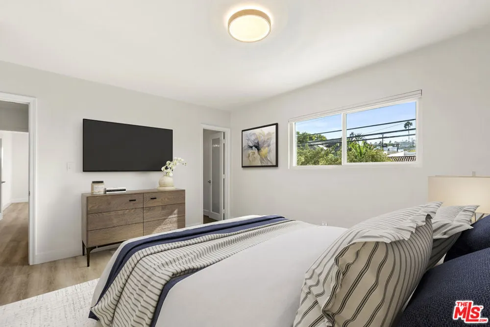 2435 3rd Street #1 Santa Monica, CA 90405