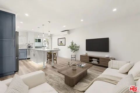 2435 3rd Street #1