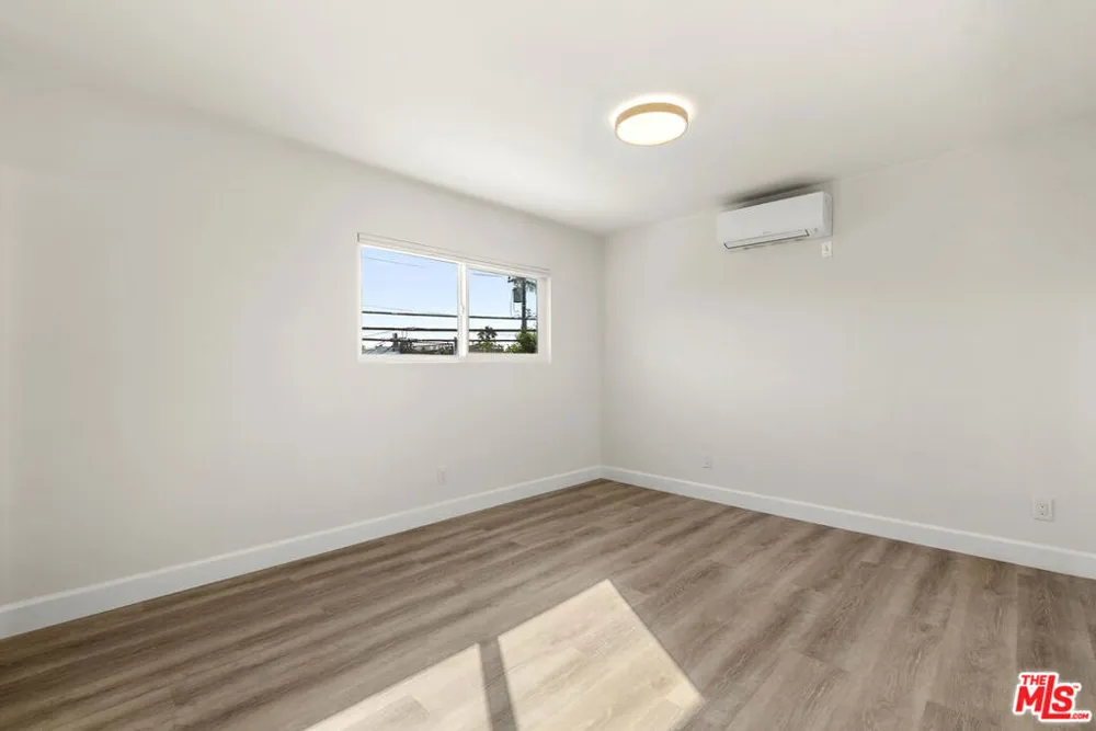 2435 3rd Street #1 Santa Monica, CA 90405