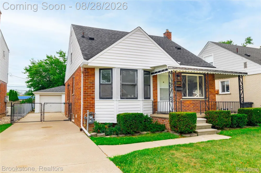 21320 Frazho Street St Clair Shores City, MI 48081