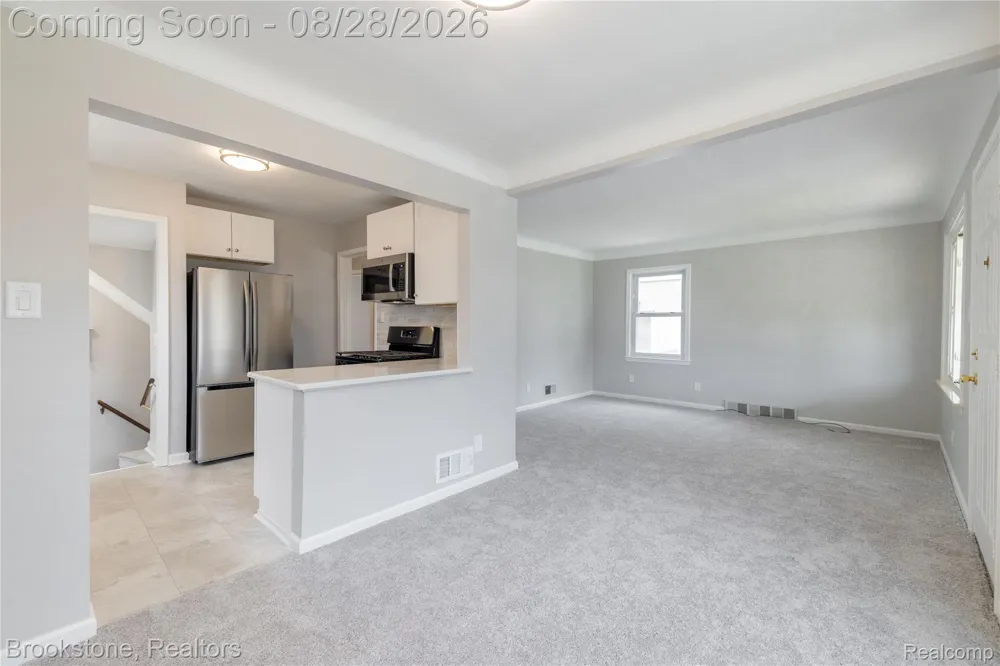 21320 Frazho Street St Clair Shores City, MI 48081