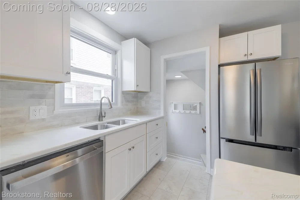 21320 Frazho Street St Clair Shores City, MI 48081