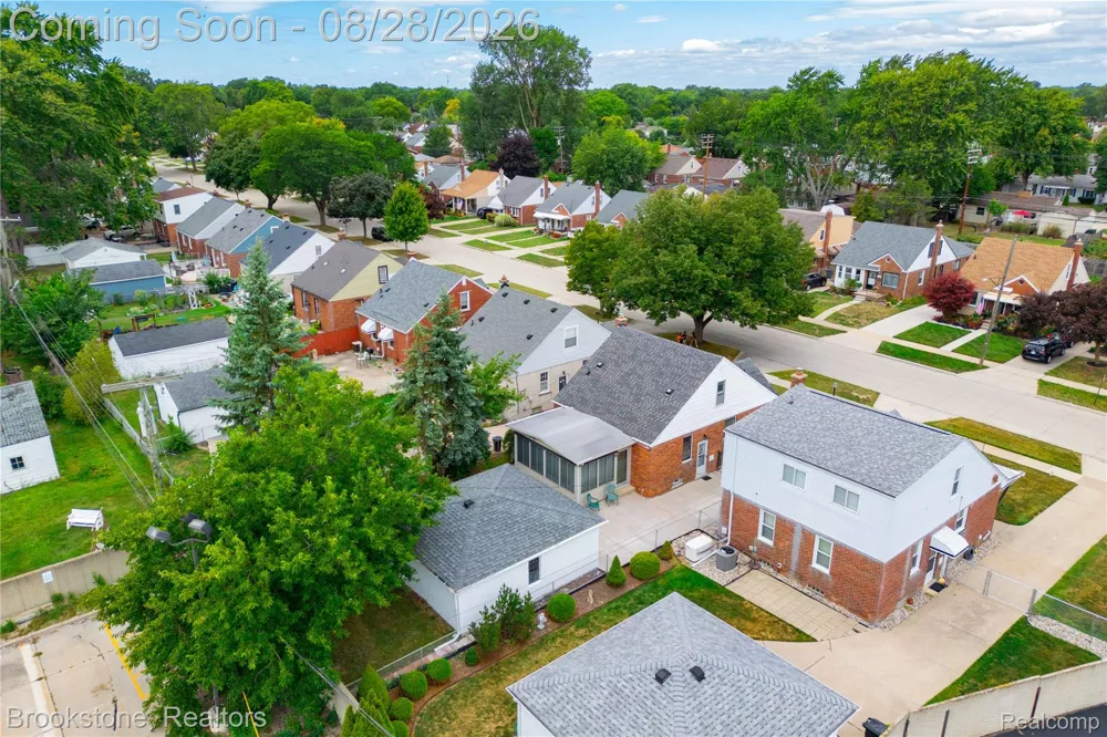 21320 Frazho Street St Clair Shores City, MI 48081