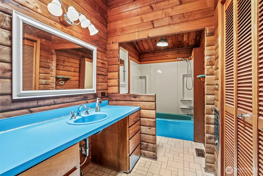 30516 O PLACE Ocean Park, WA 98640
