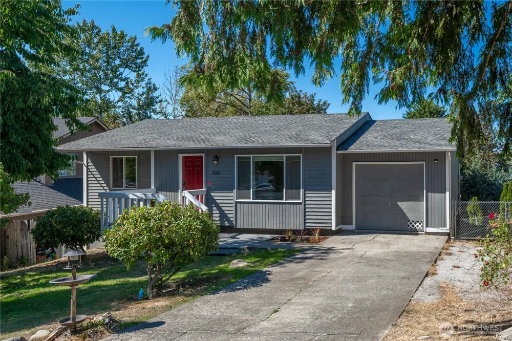2002 S 280th Place Federal Way, WA 98003