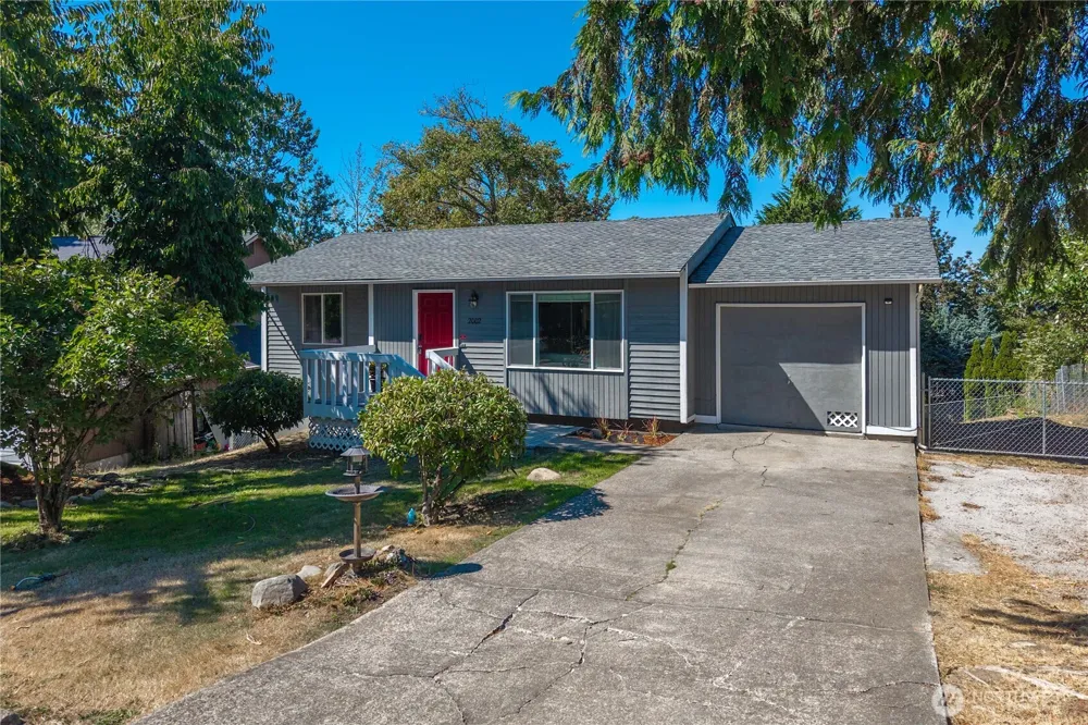2002 S 280th Place Federal Way, WA 98003