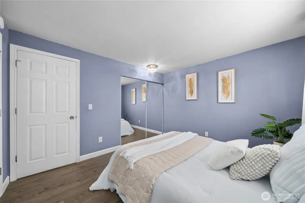2002 S 280th Place Federal Way, WA 98003