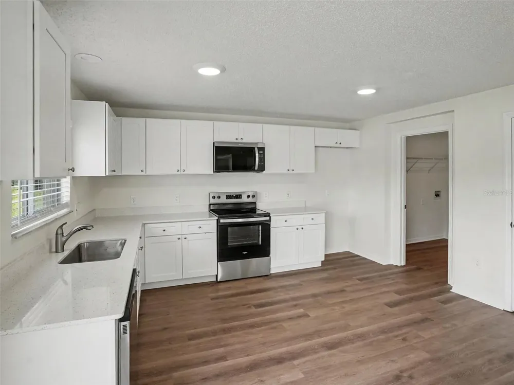 901 ANCHORAGE LANE Kissimmee, FL 34744
