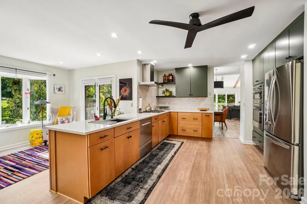 15 Stony Ridge Asheville, NC 28804