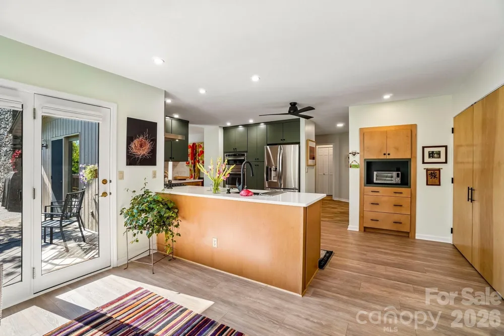 15 Stony Ridge Asheville, NC 28804