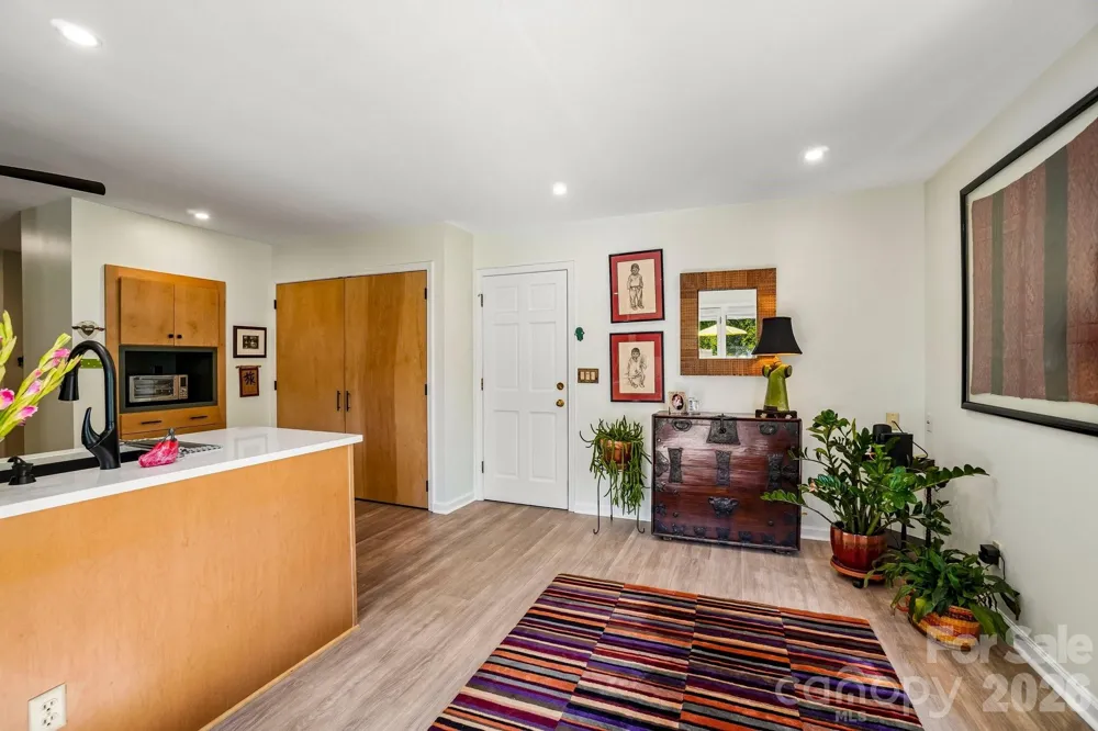 15 Stony Ridge Asheville, NC 28804