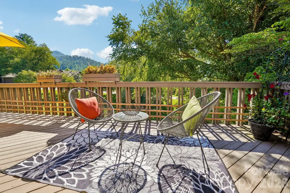 15 Stony Ridge Asheville, NC 28804