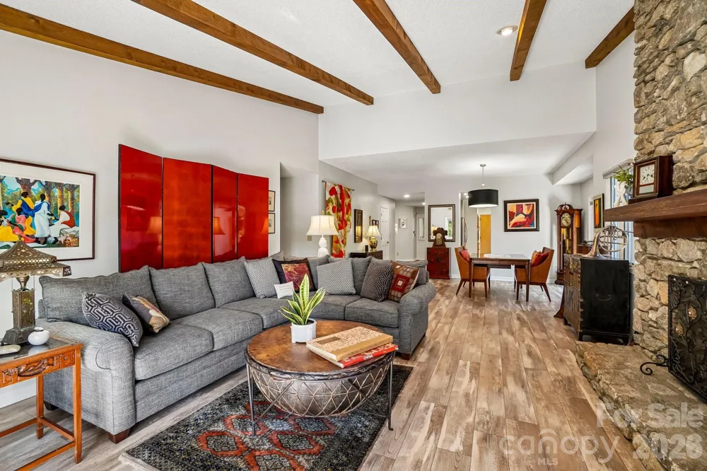 15 Stony Ridge Asheville, NC 28804
