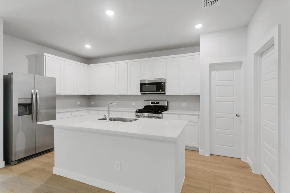 2300 Wind River Princeton, TX 75407