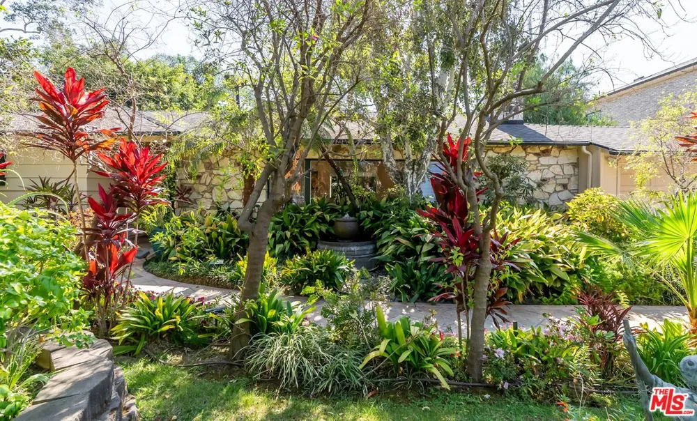 521 Rexford Drive Beverly Hills, CA 90210