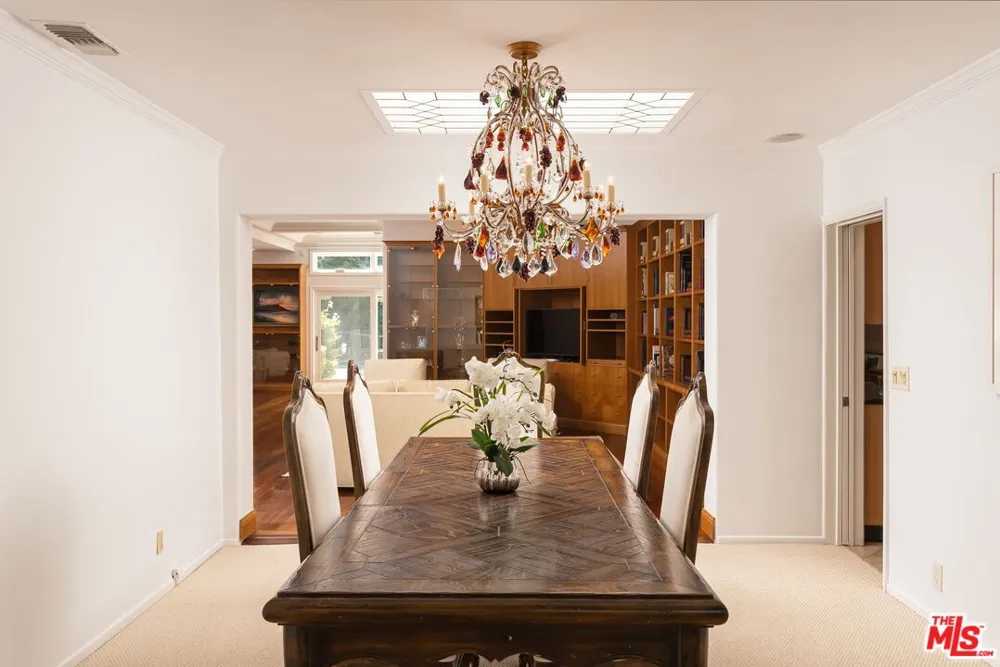 521 Rexford Drive Beverly Hills, CA 90210