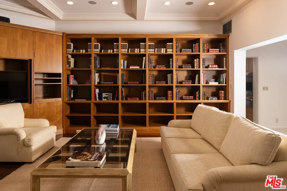 521 Rexford Drive Beverly Hills, CA 90210