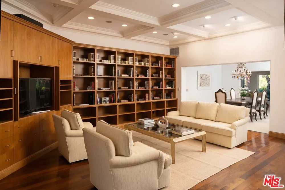 521 Rexford Drive Beverly Hills, CA 90210