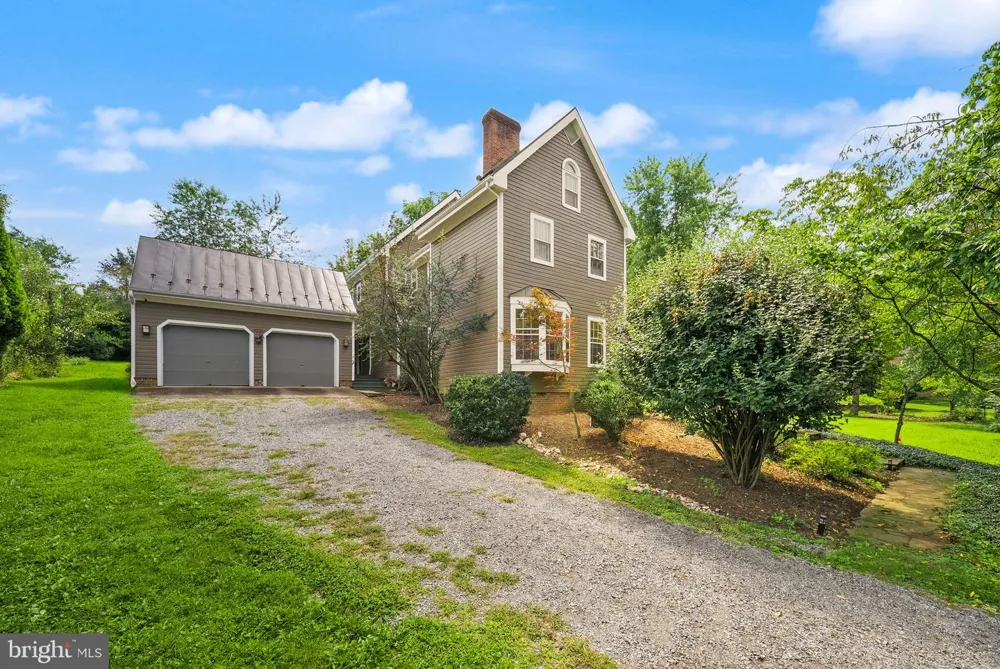 15584 SECOND STREET Waterford, VA 20197