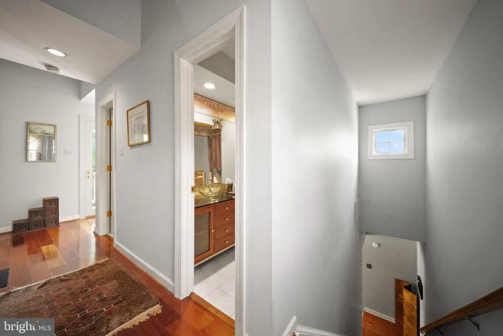 15584 SECOND STREET Waterford, VA 20197