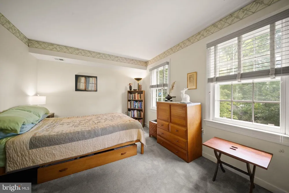 15584 SECOND STREET Waterford, VA 20197