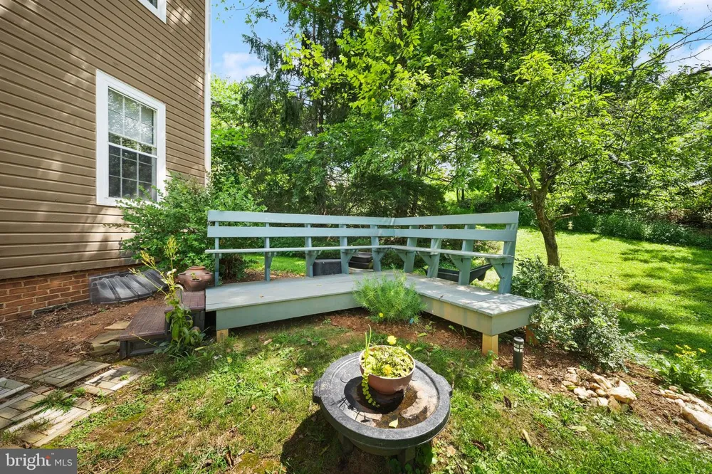 15584 SECOND STREET Waterford, VA 20197