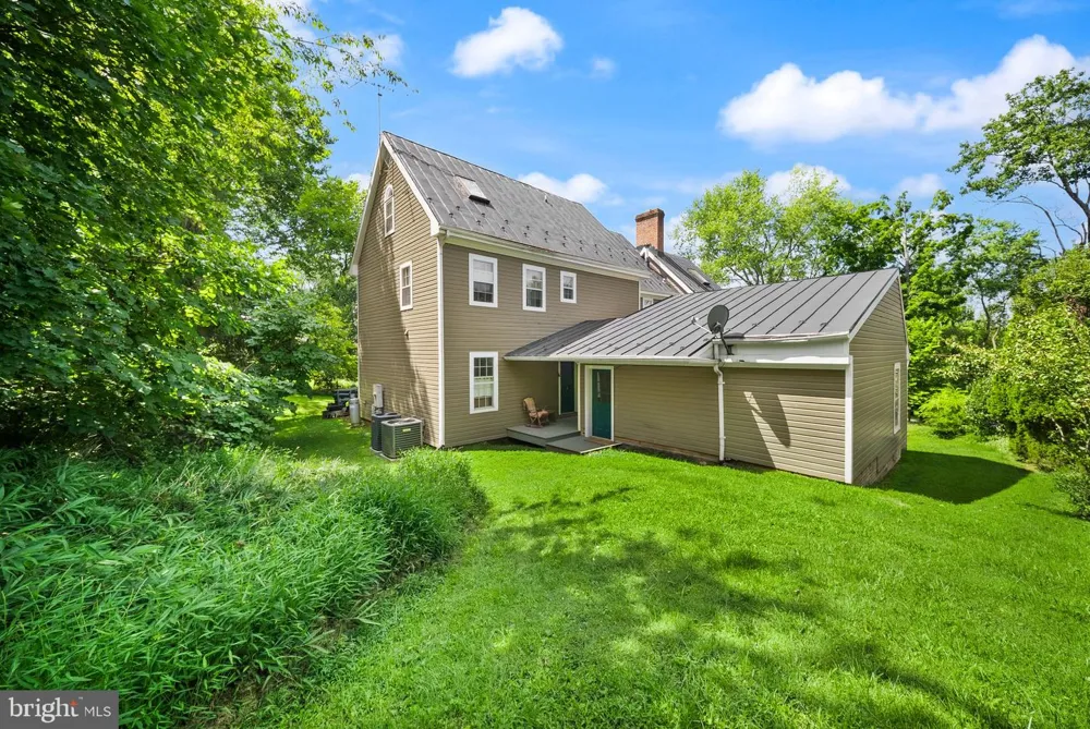 15584 SECOND STREET Waterford, VA 20197
