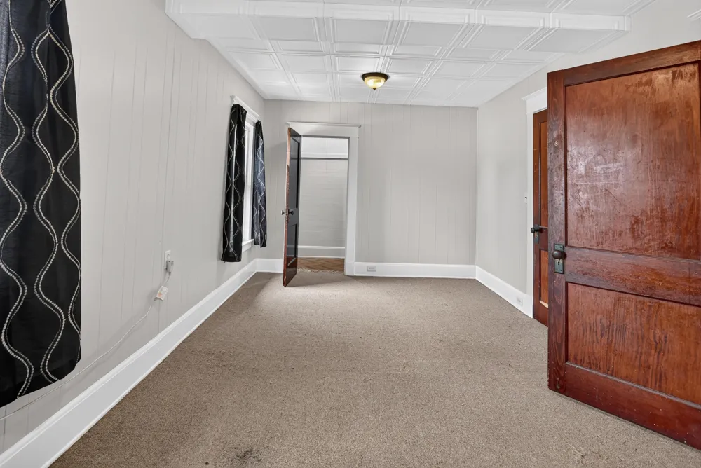 211 S Dean Street Bay City, MI 48706