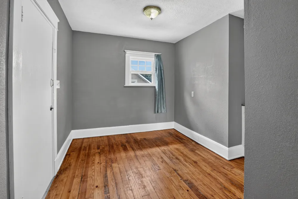 211 S Dean Street Bay City, MI 48706