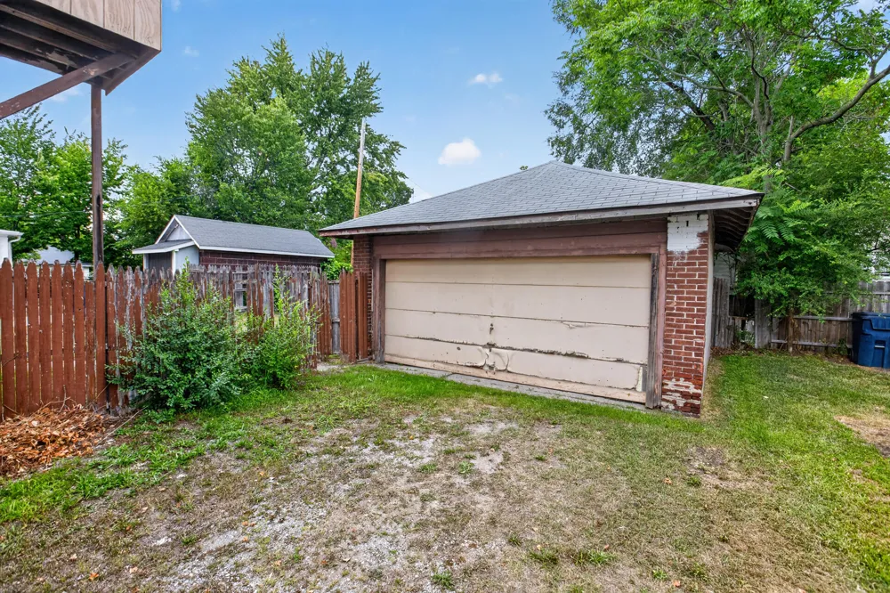 211 S Dean Street Bay City, MI 48706