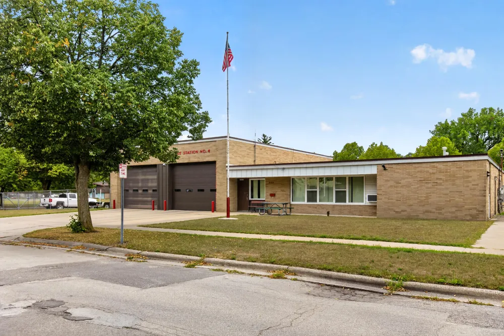 211 S Dean Street Bay City, MI 48706