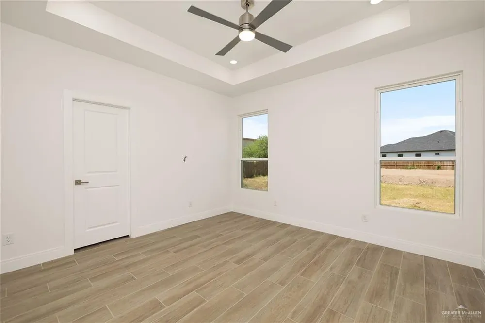 1112 E Acacia Drive San Juan, TX 78589