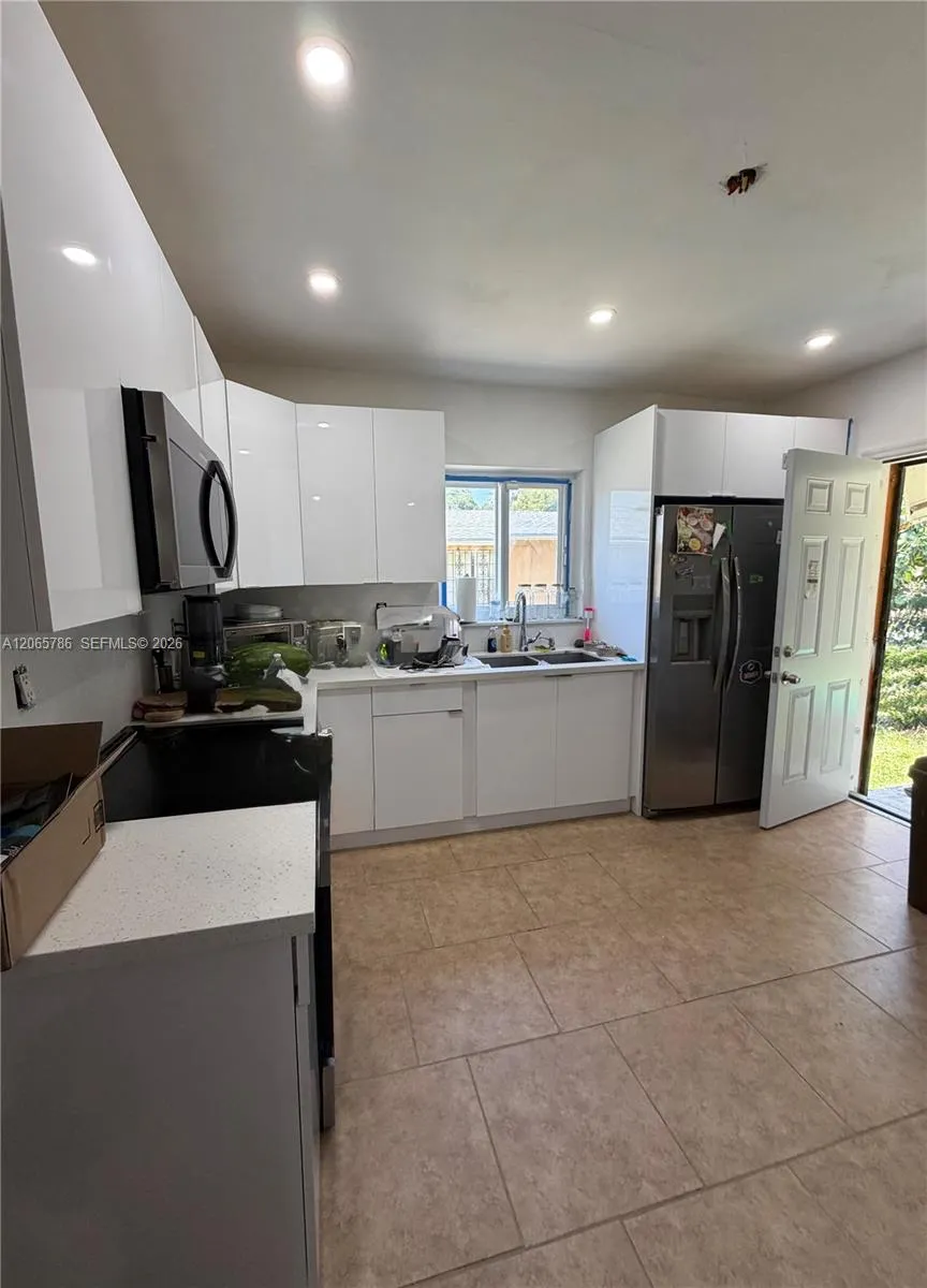 5525 NW 5th Ct Miami, FL 33127