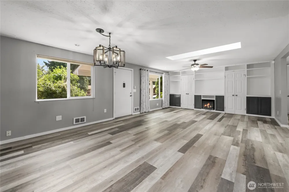 19109 57th Street E Lake Tapps, WA 98391
