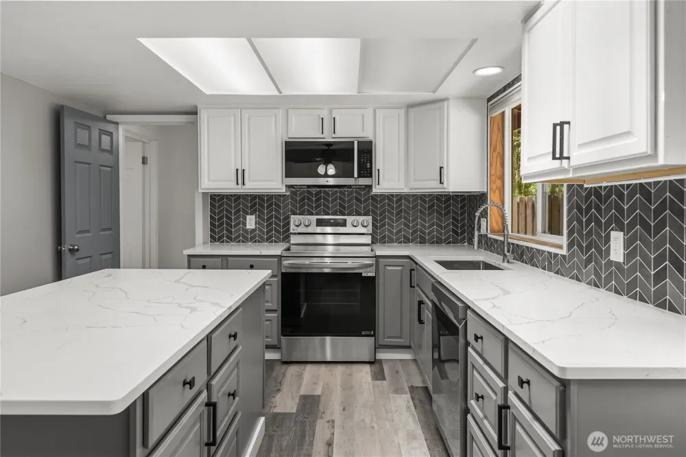 19109 57th Street E Lake Tapps, WA 98391