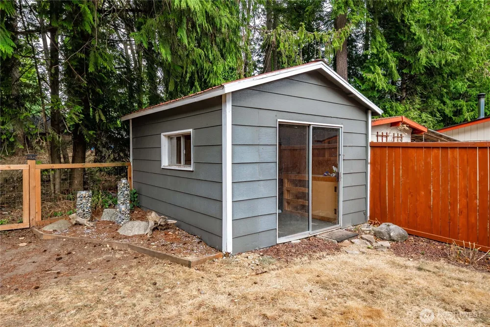 19109 57th Street E Lake Tapps, WA 98391