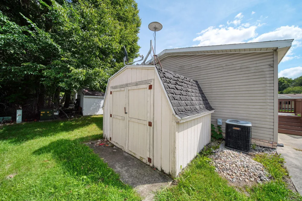 500 Rio Grande Drive Adrian City, MI 49221
