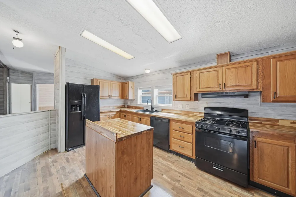 500 Rio Grande Drive Adrian City, MI 49221