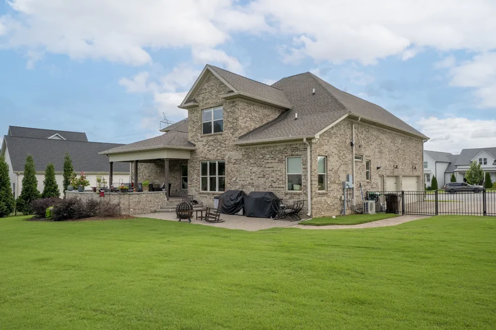 302 Kelsey Grace Pl Mount Juliet, TN 37122