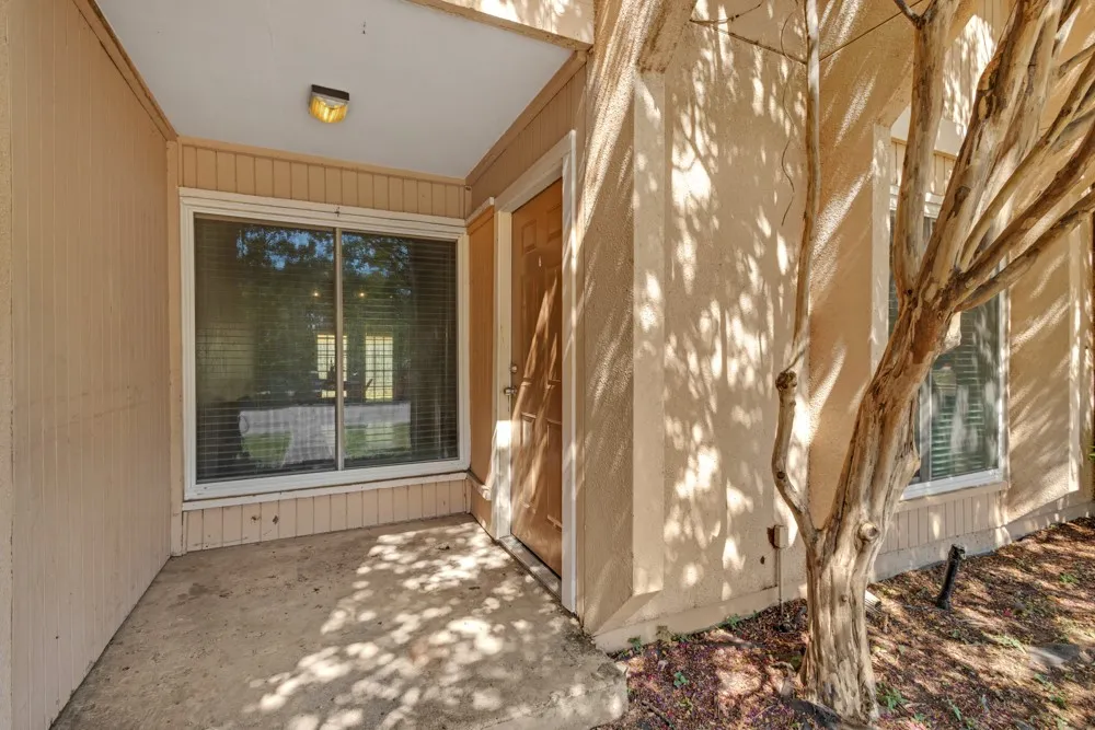 1404 Sombre Vista Drive Denton, TX 76205
