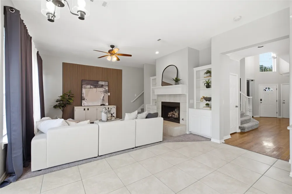 3903 Rive Lane Addison, TX 75001