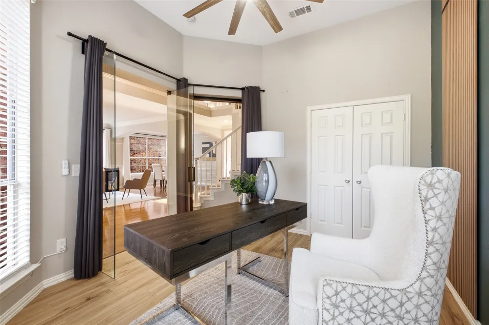 3903 Rive Lane Addison, TX 75001