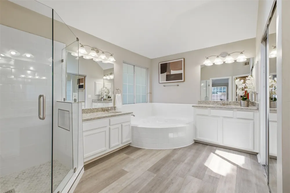 3903 Rive Lane Addison, TX 75001