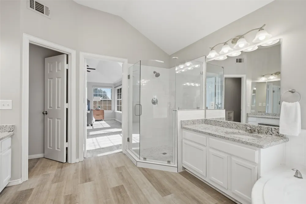 3903 Rive Lane Addison, TX 75001