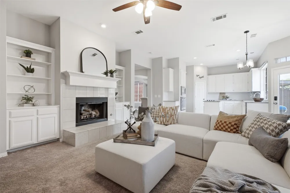 3903 Rive Lane Addison, TX 75001