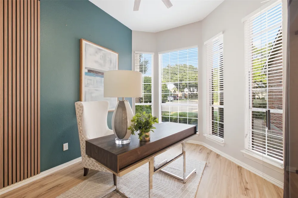 3903 Rive Lane Addison, TX 75001