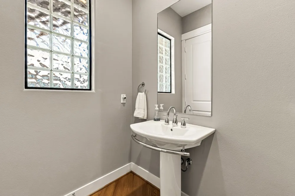 4023 Rawlins Street #105 Dallas, TX 75219